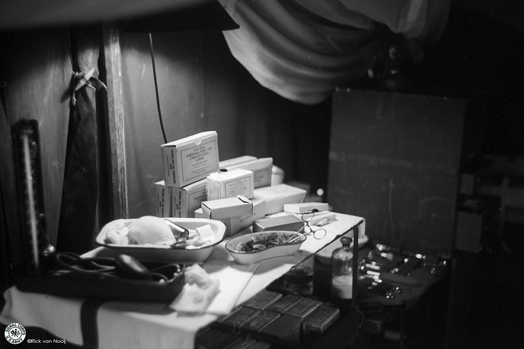 Zeiss Contax II, 50/1.5 Sonnar, Rollei Retro 80s
