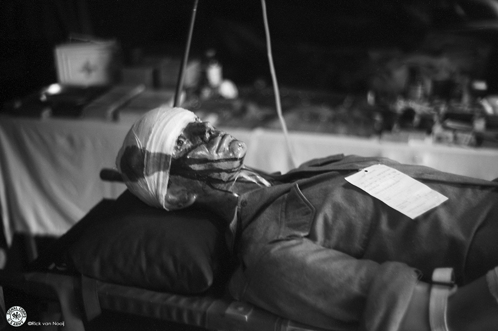 Zeiss Contax II, 50/1.5 Sonnar, Rollei Retro 80s
