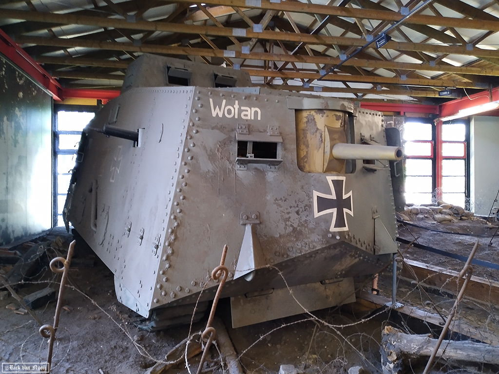 MT260649.jpg