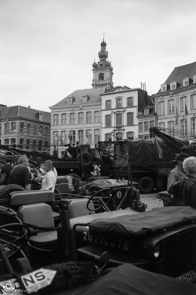 Leica IIIc, 35mm f/3.5 Elmar, Rollei Retro 80s

